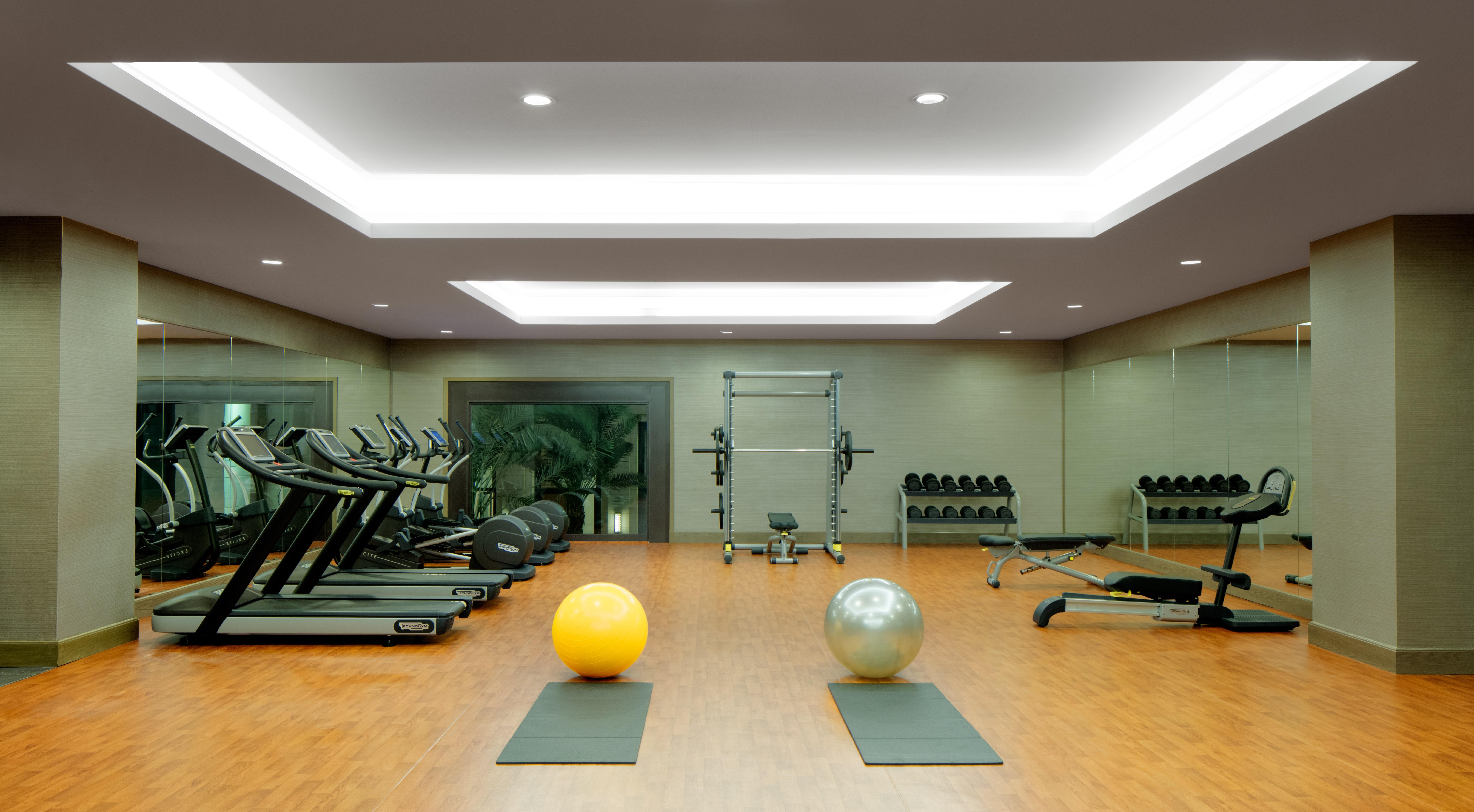 מלון Radisson Collection Muscat, Hormuz Grand מראה חיצוני תמונה The gym at the hotel