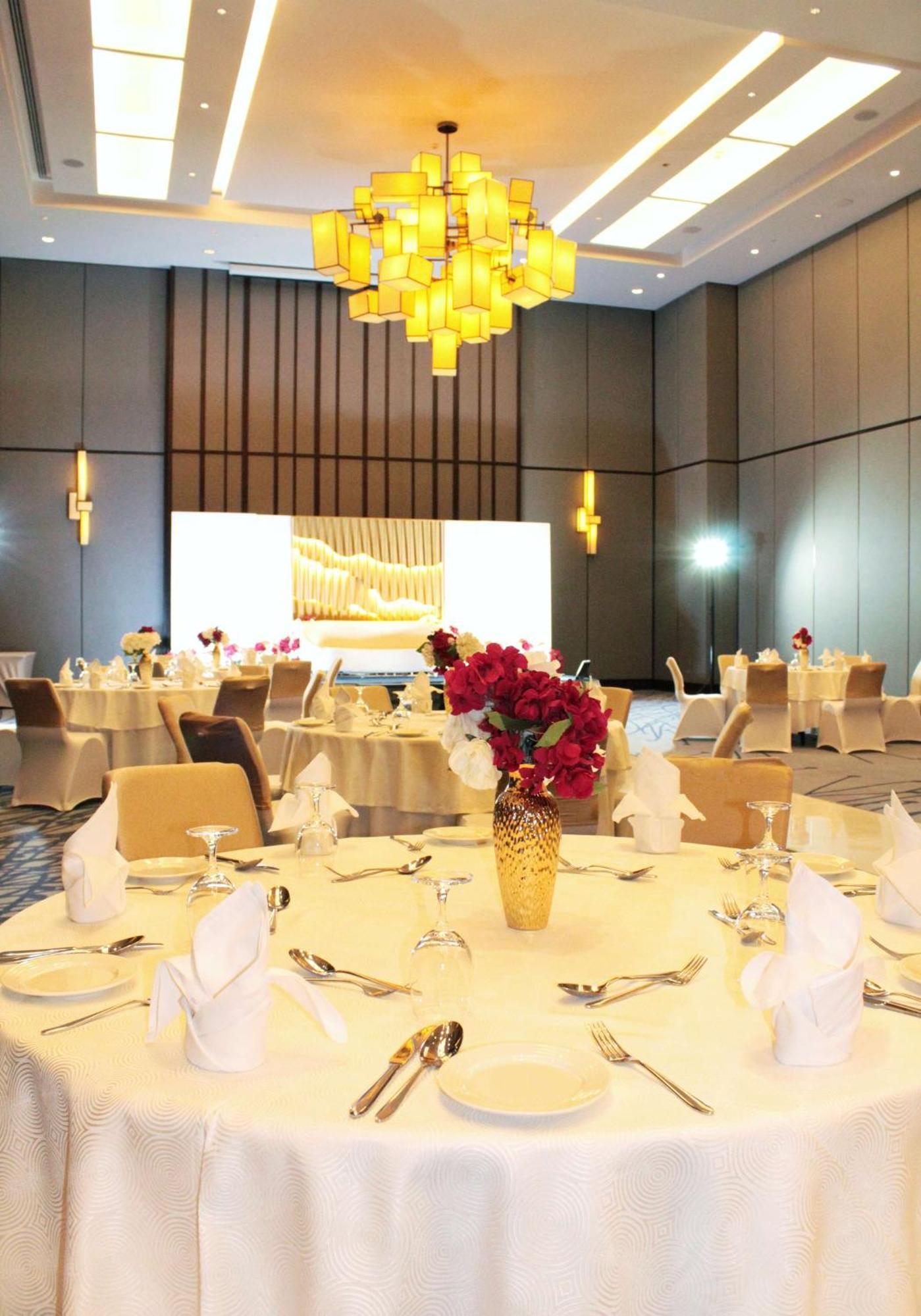 מלון Radisson Collection Muscat, Hormuz Grand מראה חיצוני תמונה The Grand Ballroom