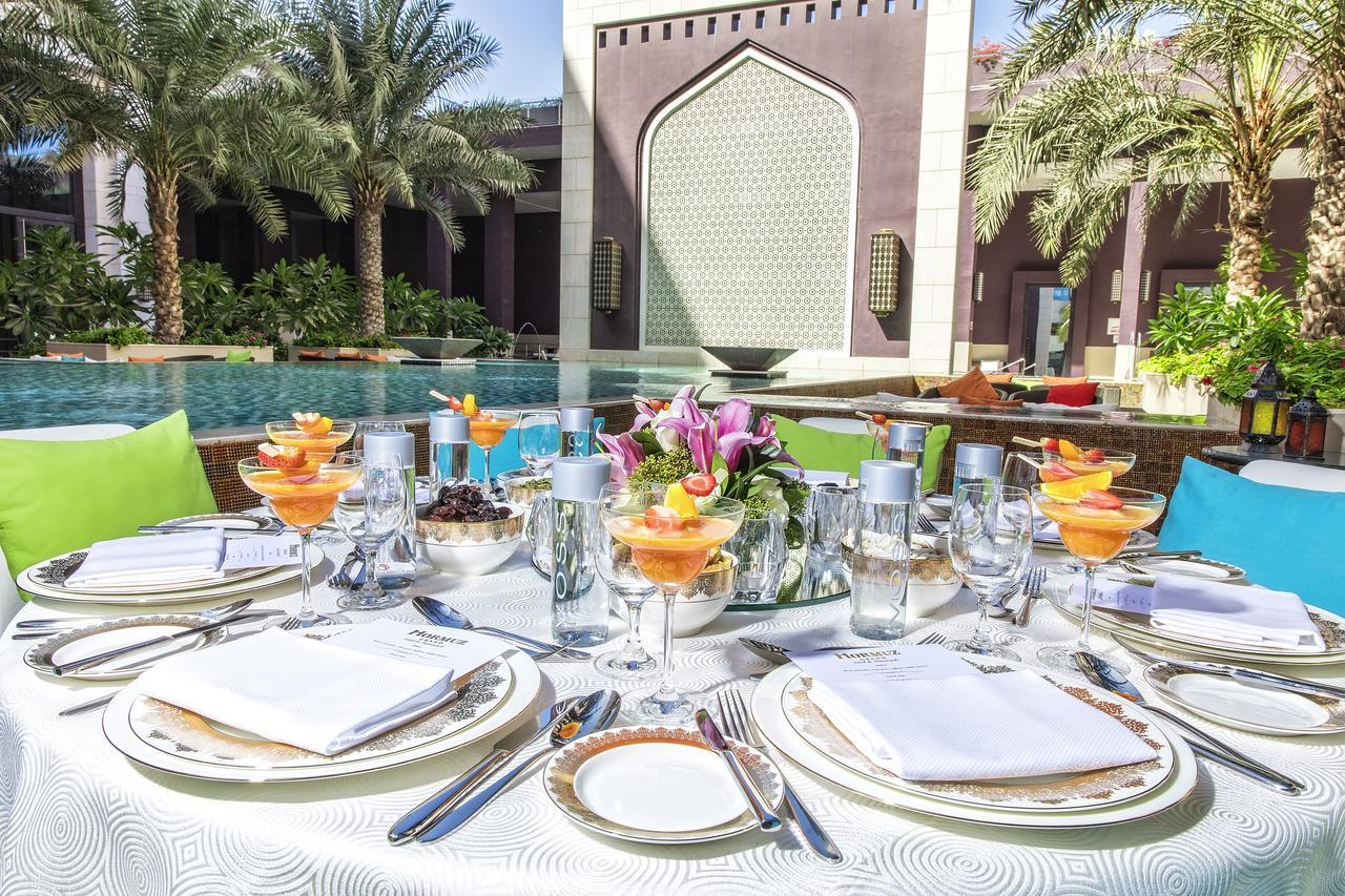 מלון Radisson Collection Muscat, Hormuz Grand מראה חיצוני תמונה The Palace Downtown Dubai